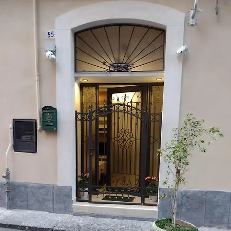 Appartamento Azalea House *
