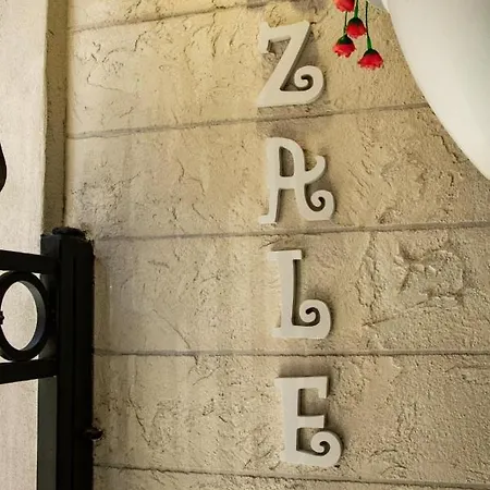 Appartamento Azalea House *