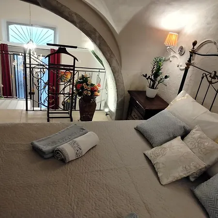 Appartamento Azalea House *